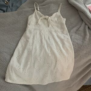 HOLLISTER WHITE MINI DRESS
